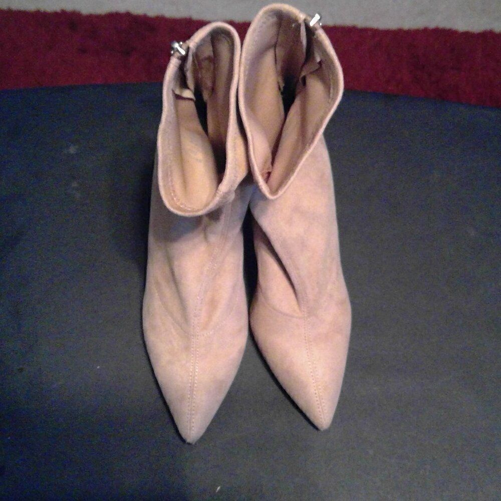 Steve Madden - Picture 3 of 8